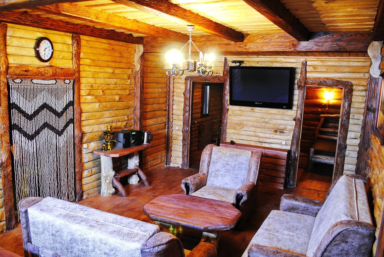 Hotel Restaurant Complex Roman'S Visenyki Kültér fotó