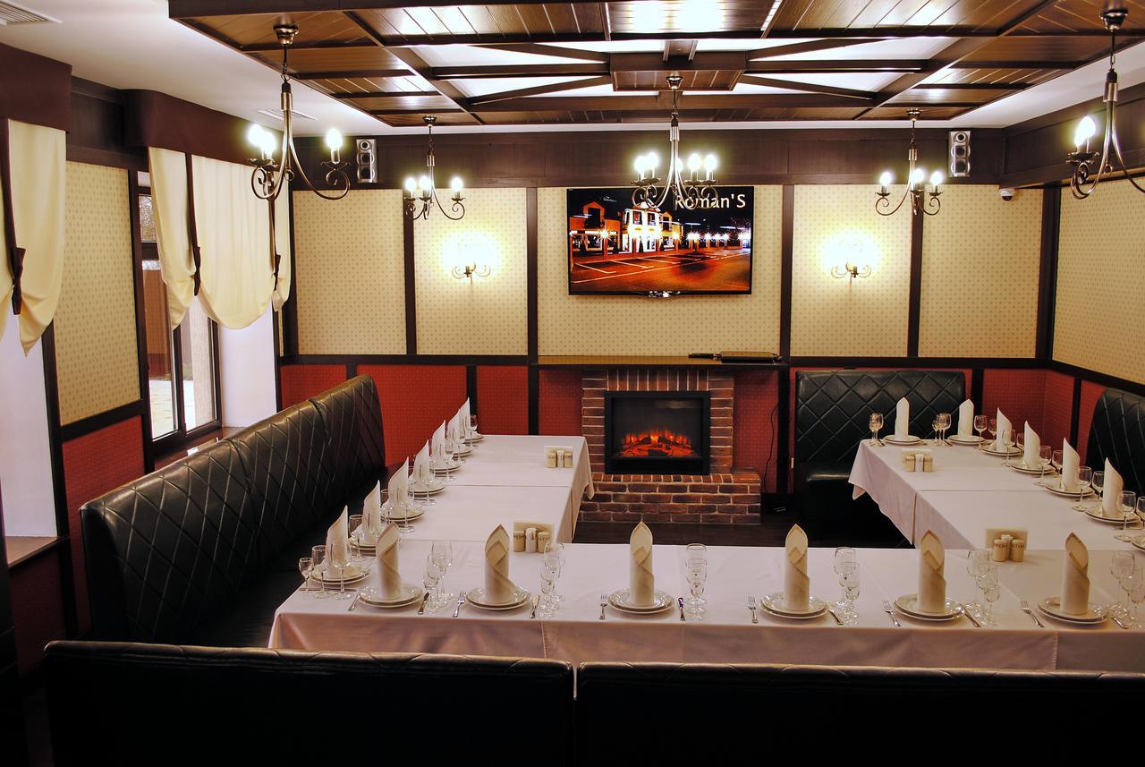 Hotel Restaurant Complex Roman'S Visenyki Kültér fotó